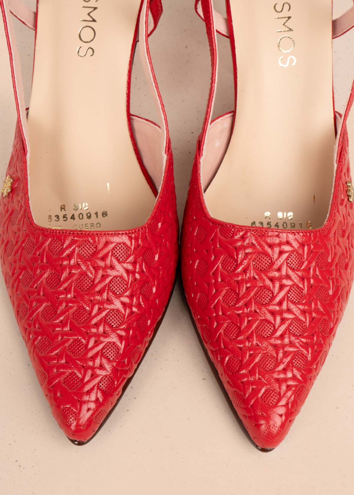 Tacones trabilla en cuero color rojo con tacón copa 105927