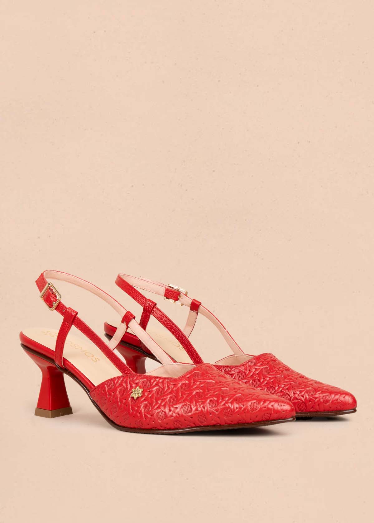 Tacones trabilla en cuero color rojo con tacón copa 105927