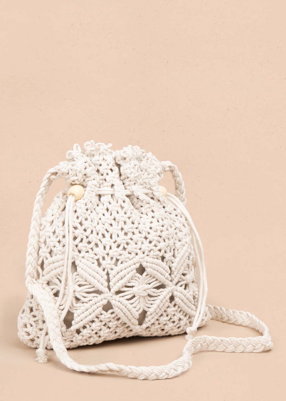 Bolso en tejido color beige tipo saco 105939