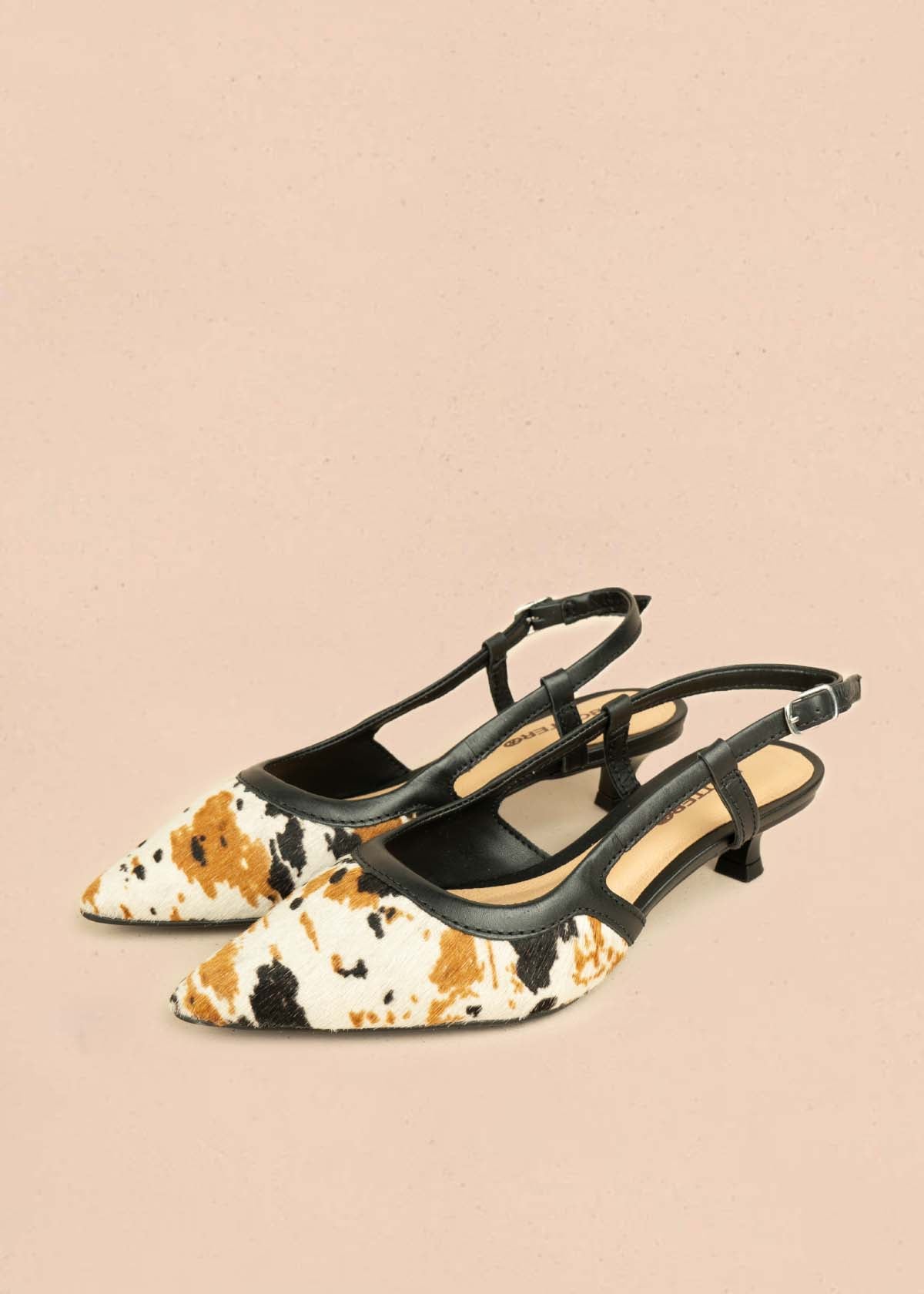 Trabilla en cuero color café 105979