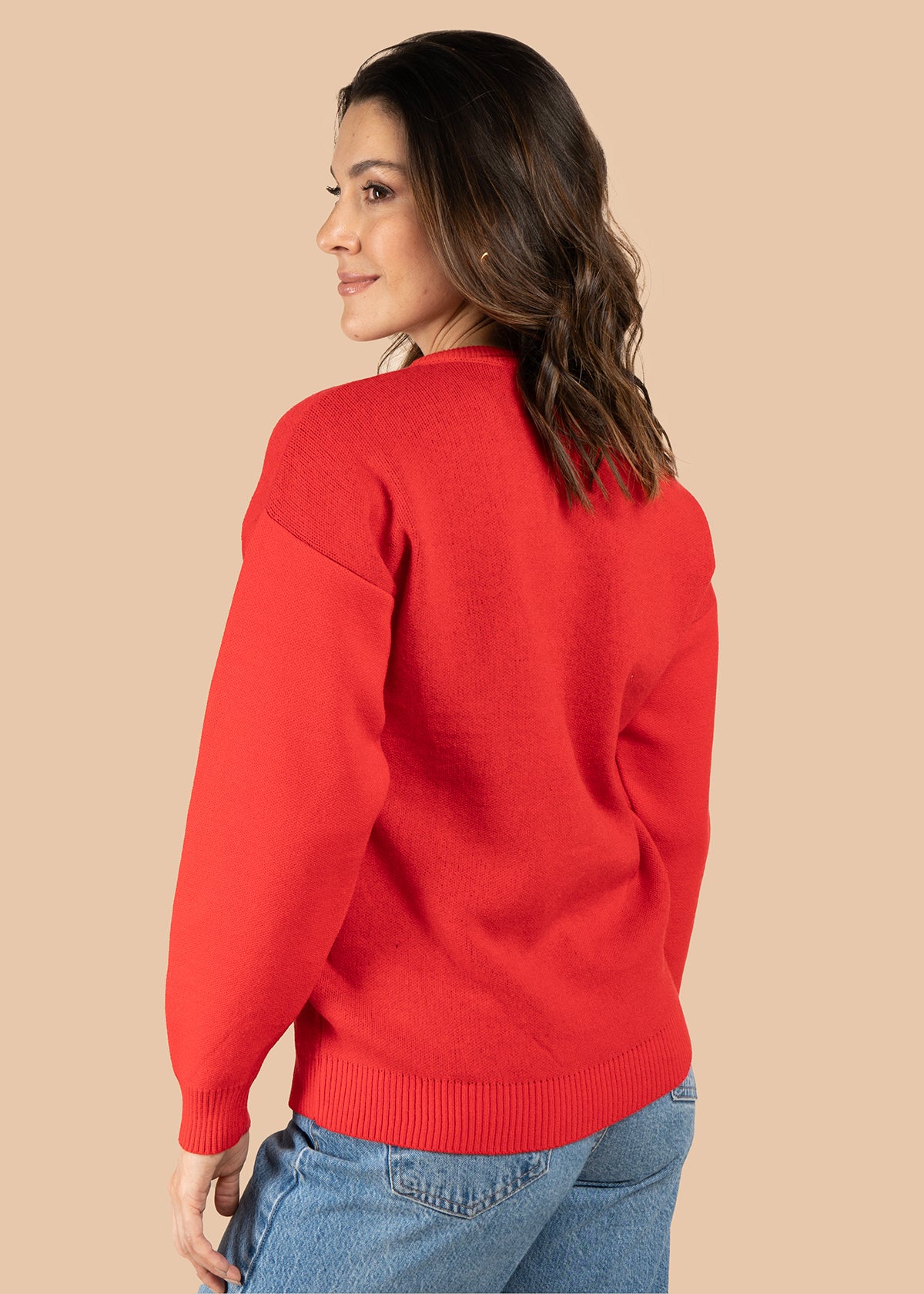 Buzo color rojo con estampado de oso 106065