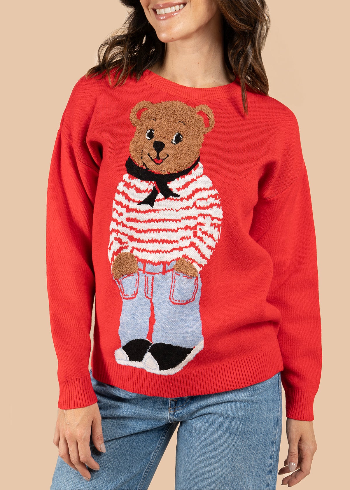 Buzo color rojo con estampado de oso 106065