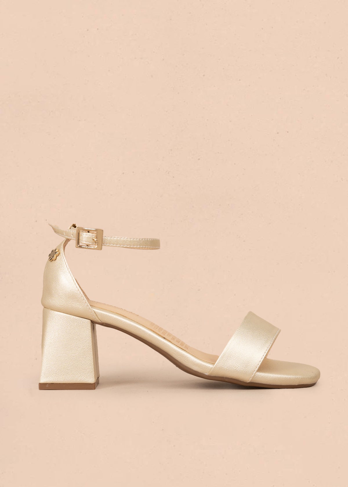 Sandalias de fiesta color champaña 106092