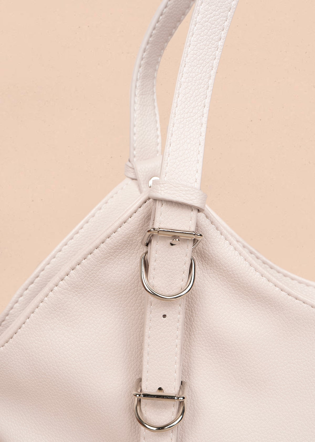 Bolso tipo shopping color nude texturizado 106183