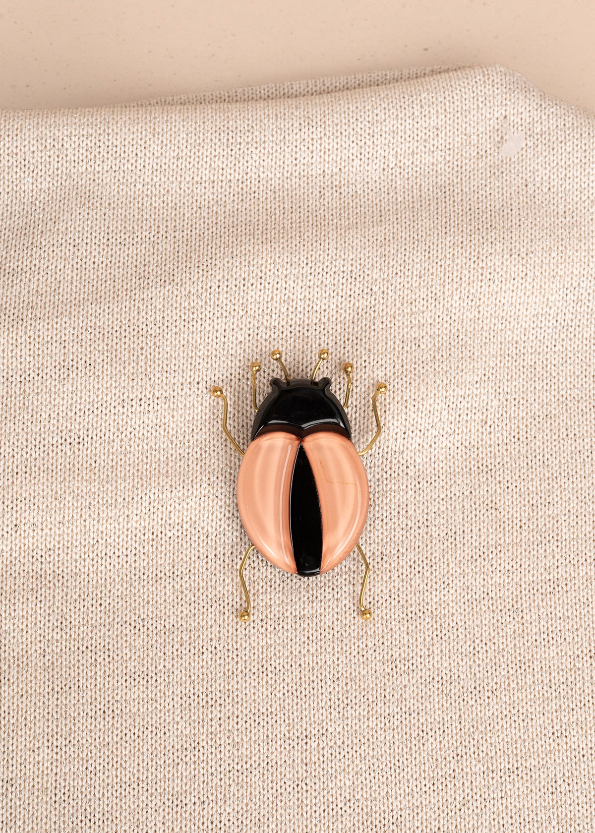 Prendedor de escarabajo 106204