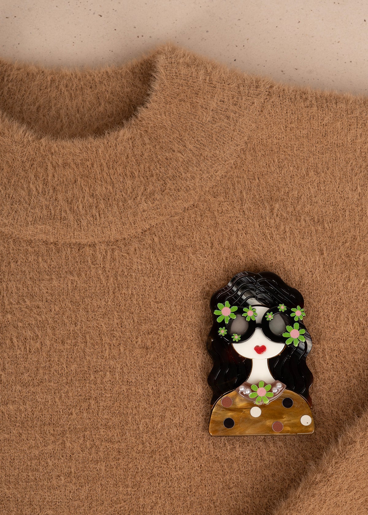 Prendedor de mujer color negro 106205