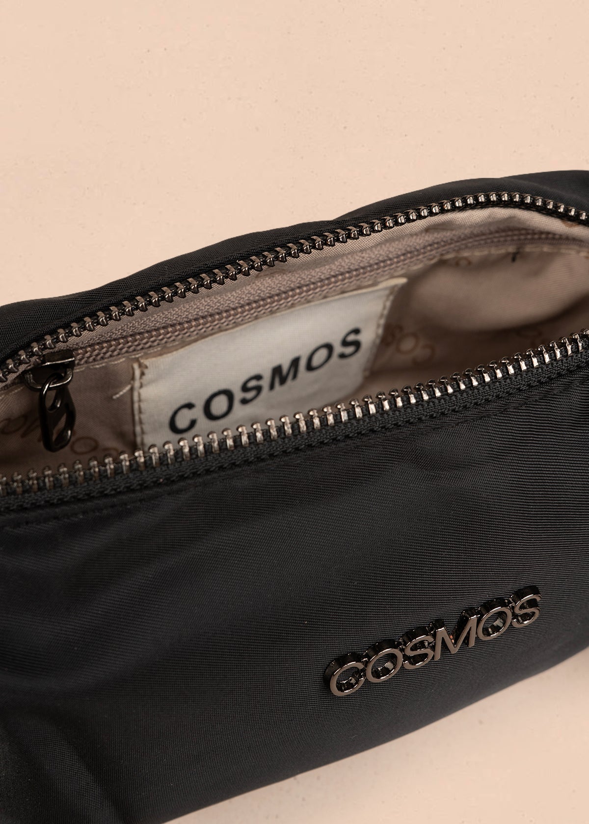 Cosmetiquera color negro en textil 106295