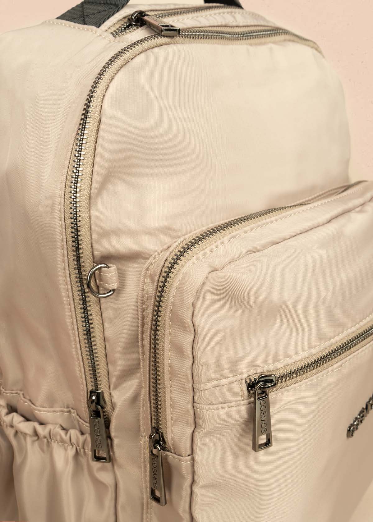 Morral color beige con bolsillos delanteros 106296