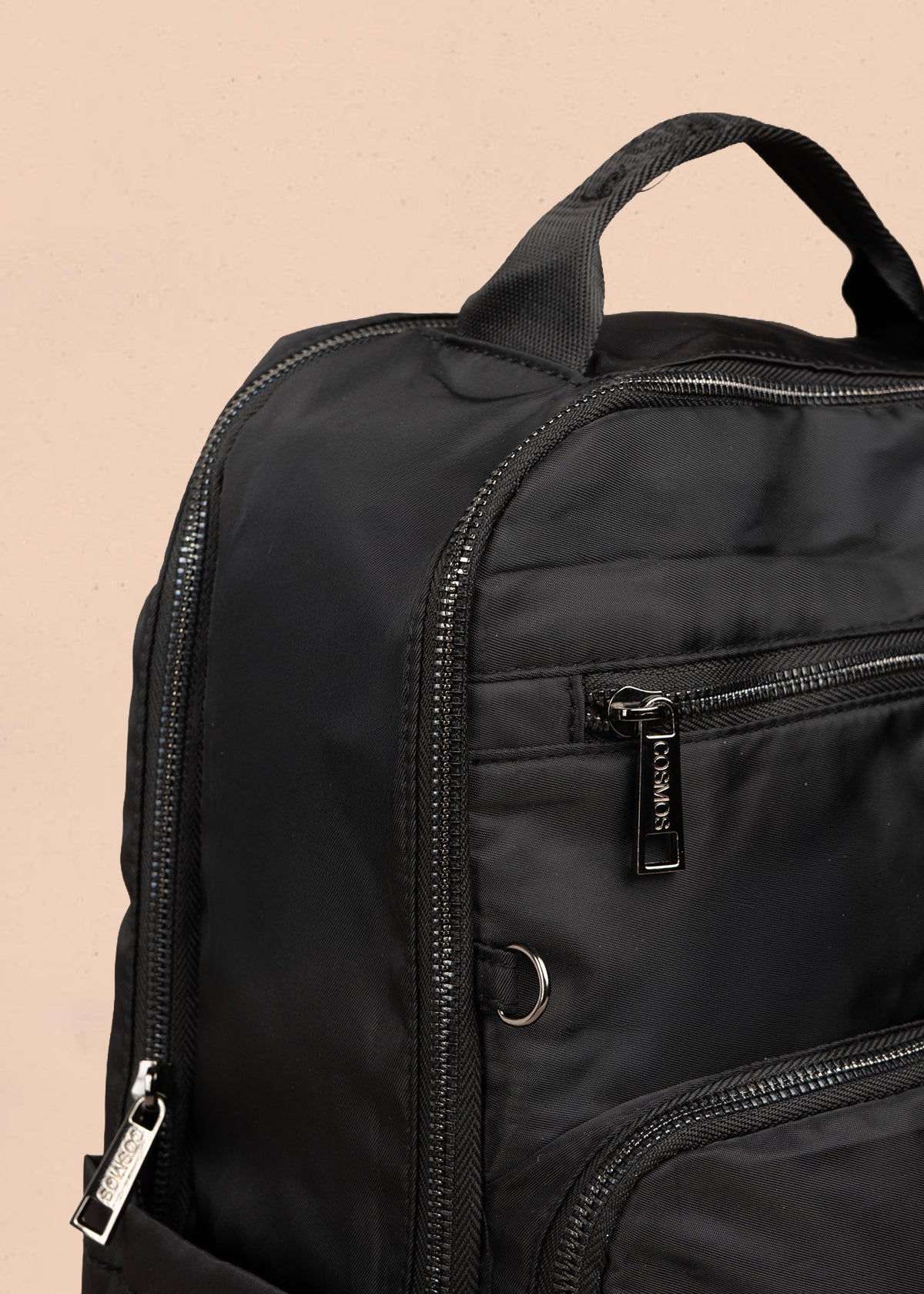 Morral color negro en textil con bolsillos delanteros 106298