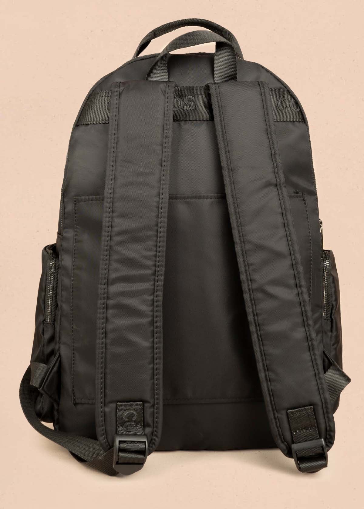 Morral color negro con bolsillos frontales 106299