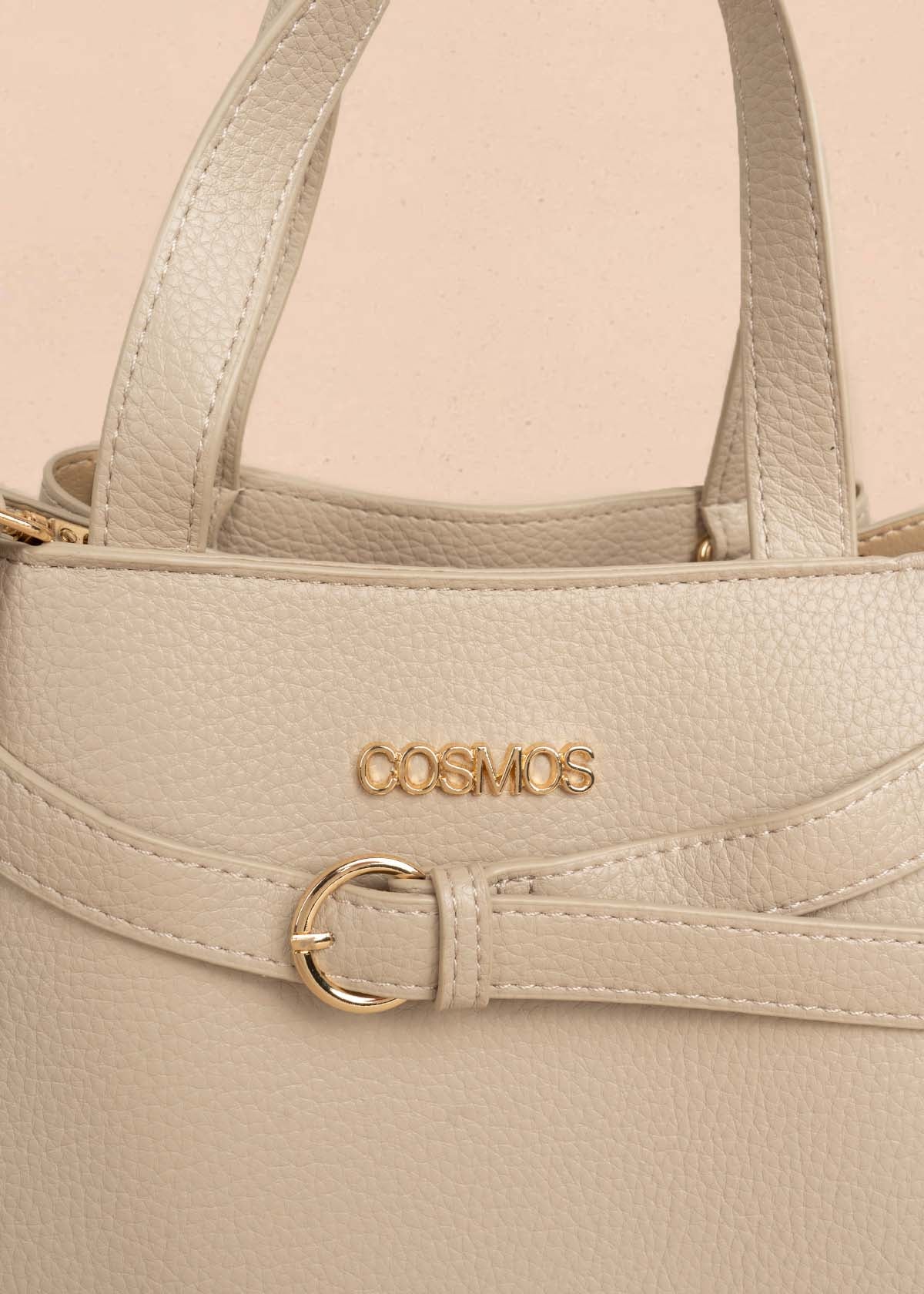 Cartera color taupe con aplique tipo cinturón y pañoleta 106327