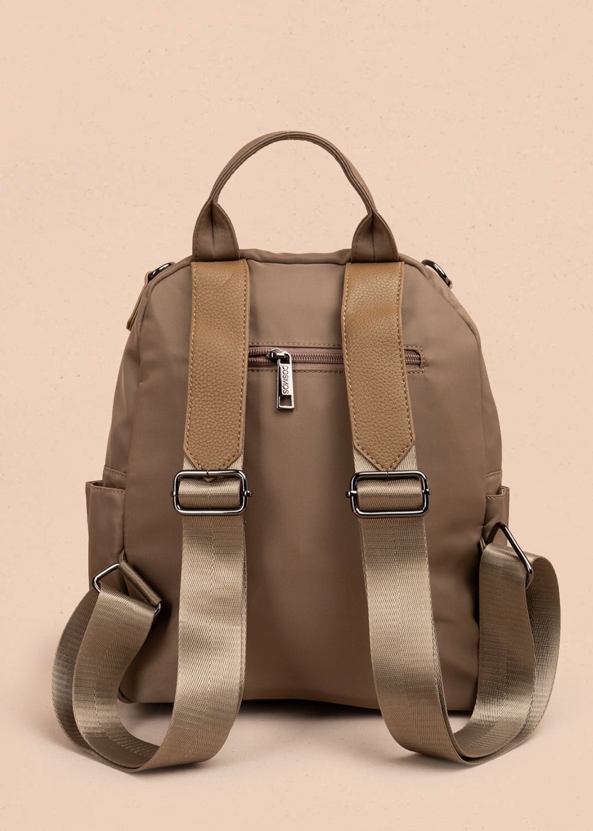Morral color caqui con bolsillos frontales y acabado liso 106338