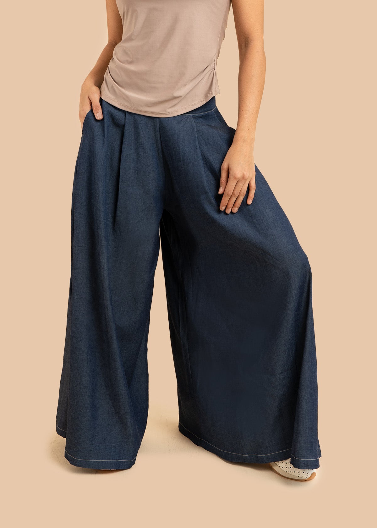 Pantalón tipo palazzo color azul 106349