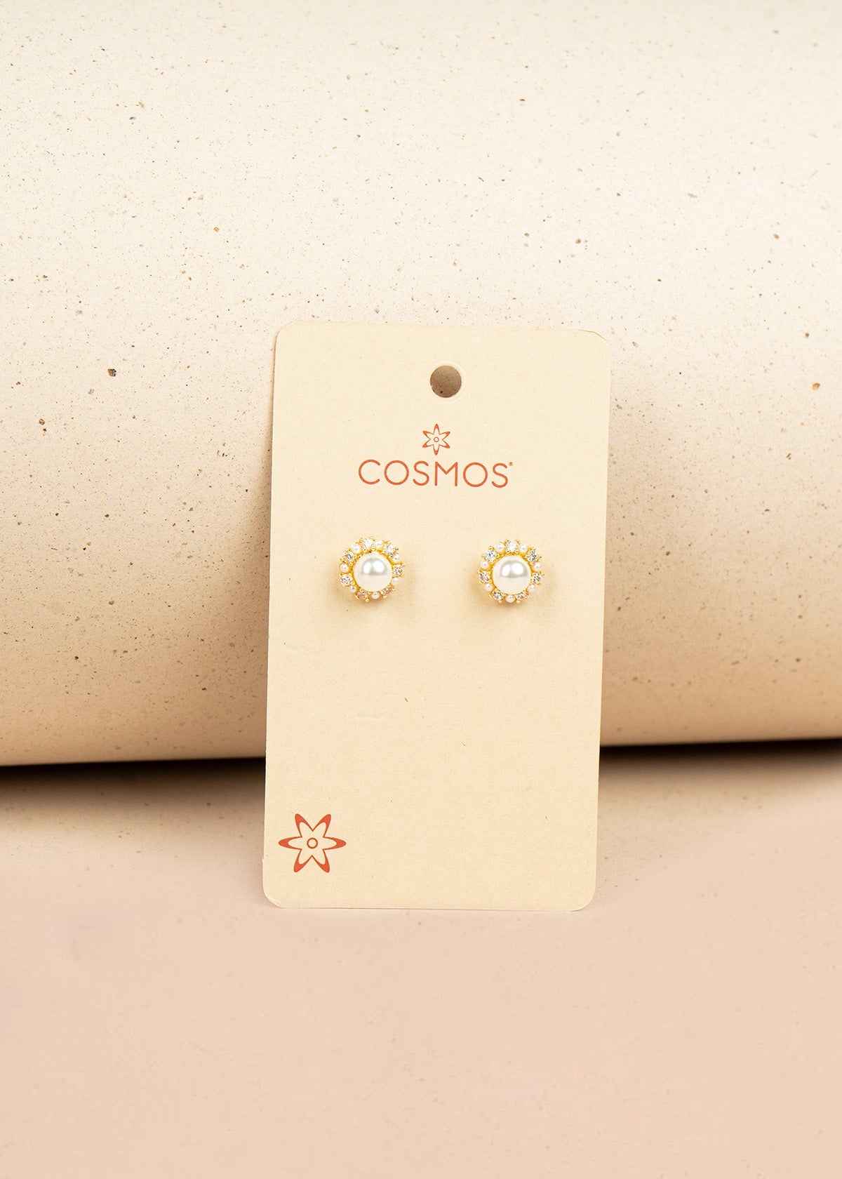 Aretes color dorado con perlas 106367
