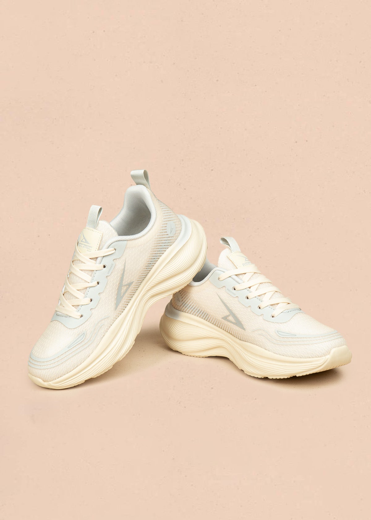 Tenis deportivos color beige 106445