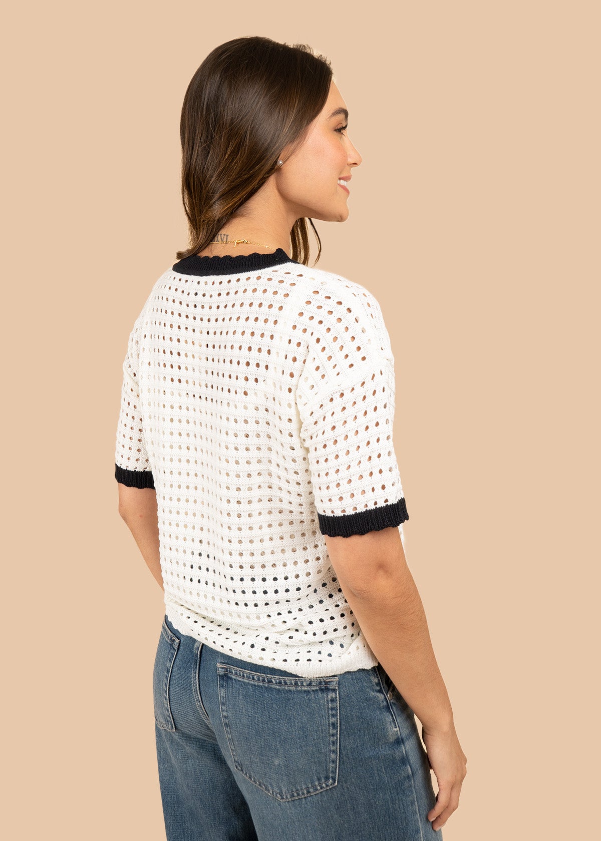 Blusa tejida color azul tipo perforado manga corta 106459