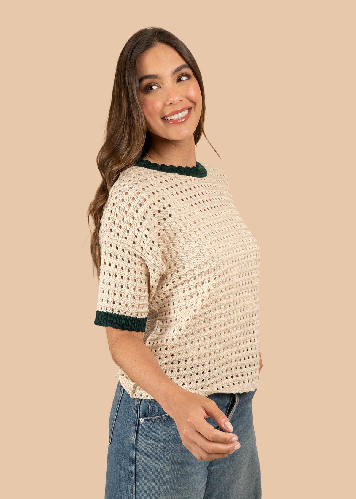 Blusa tejida color verde tipo perforado manga corta 106459
