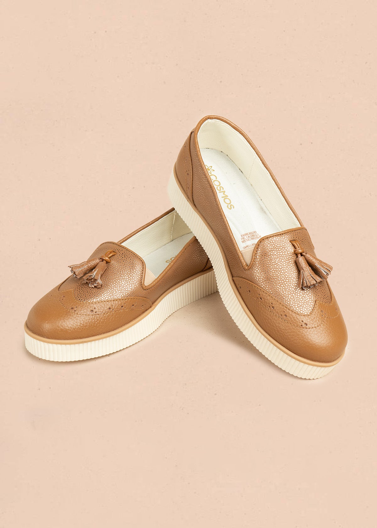 Mocasines de cuero color miel con folia y borlas 106465