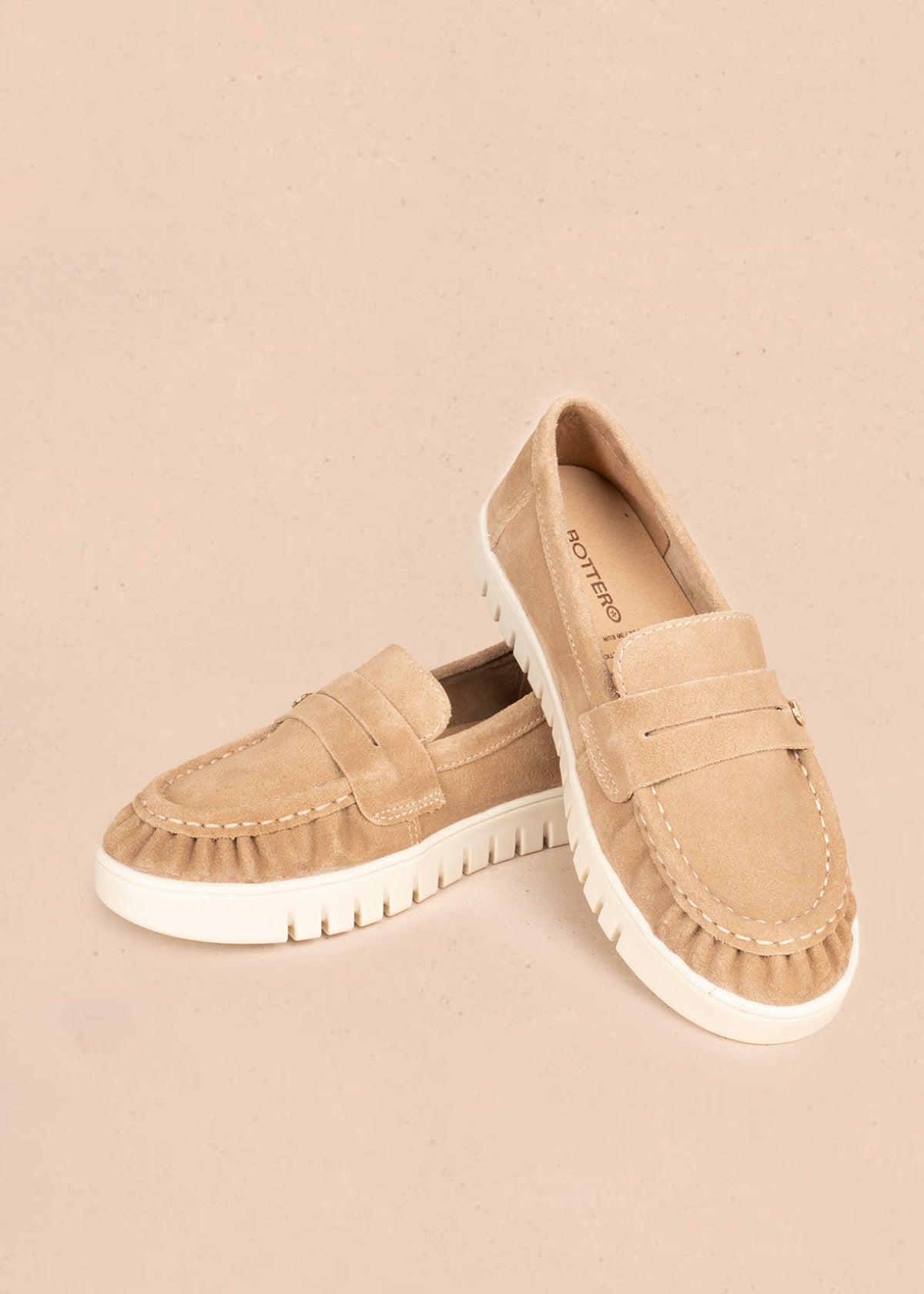 Mocasines de cuero en color beige 106567
