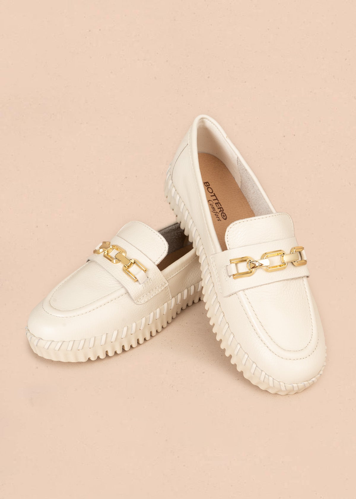 Mocasines de cuero color talco 106569