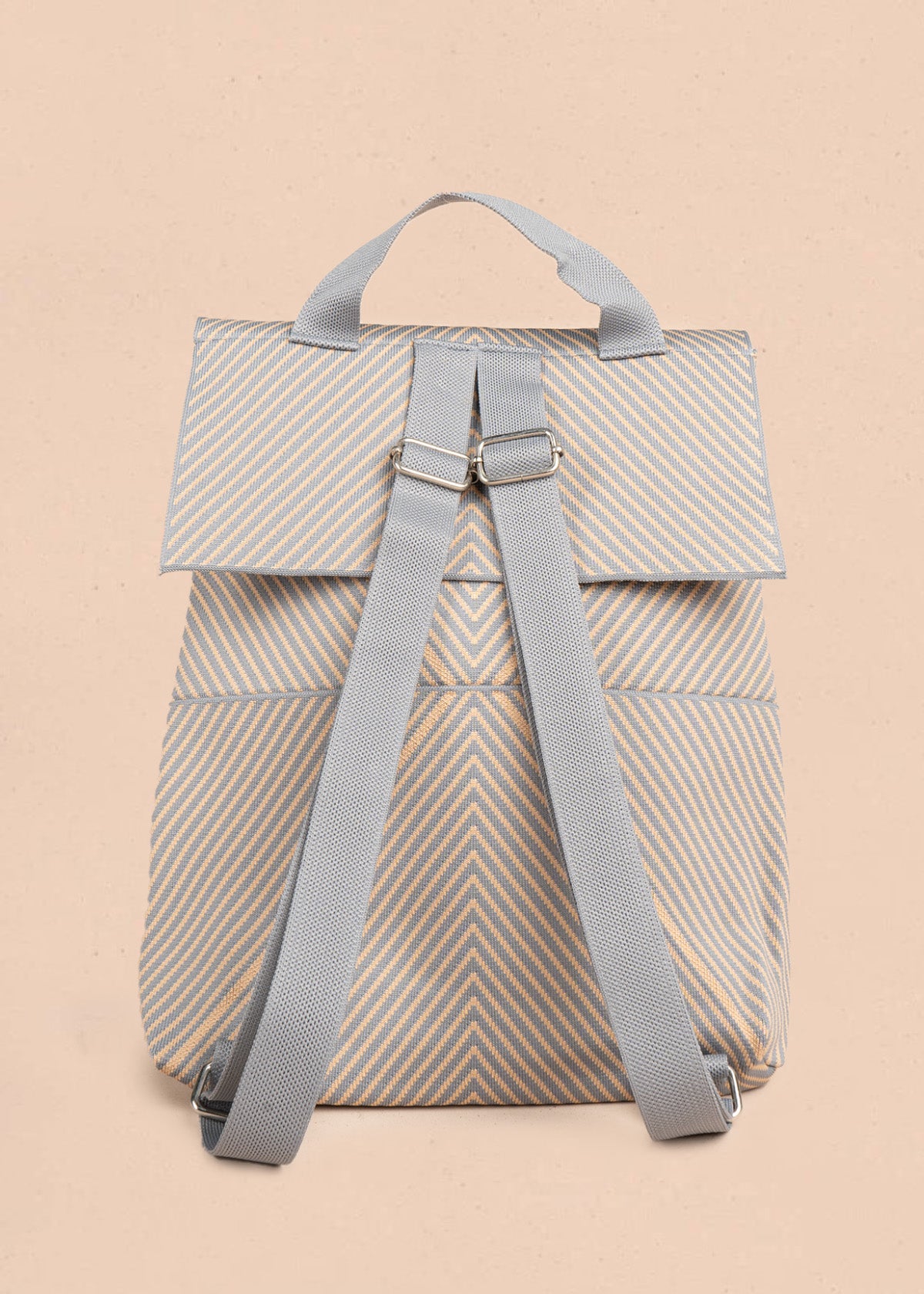 Morral color azul de tela con diseño chevron 106573