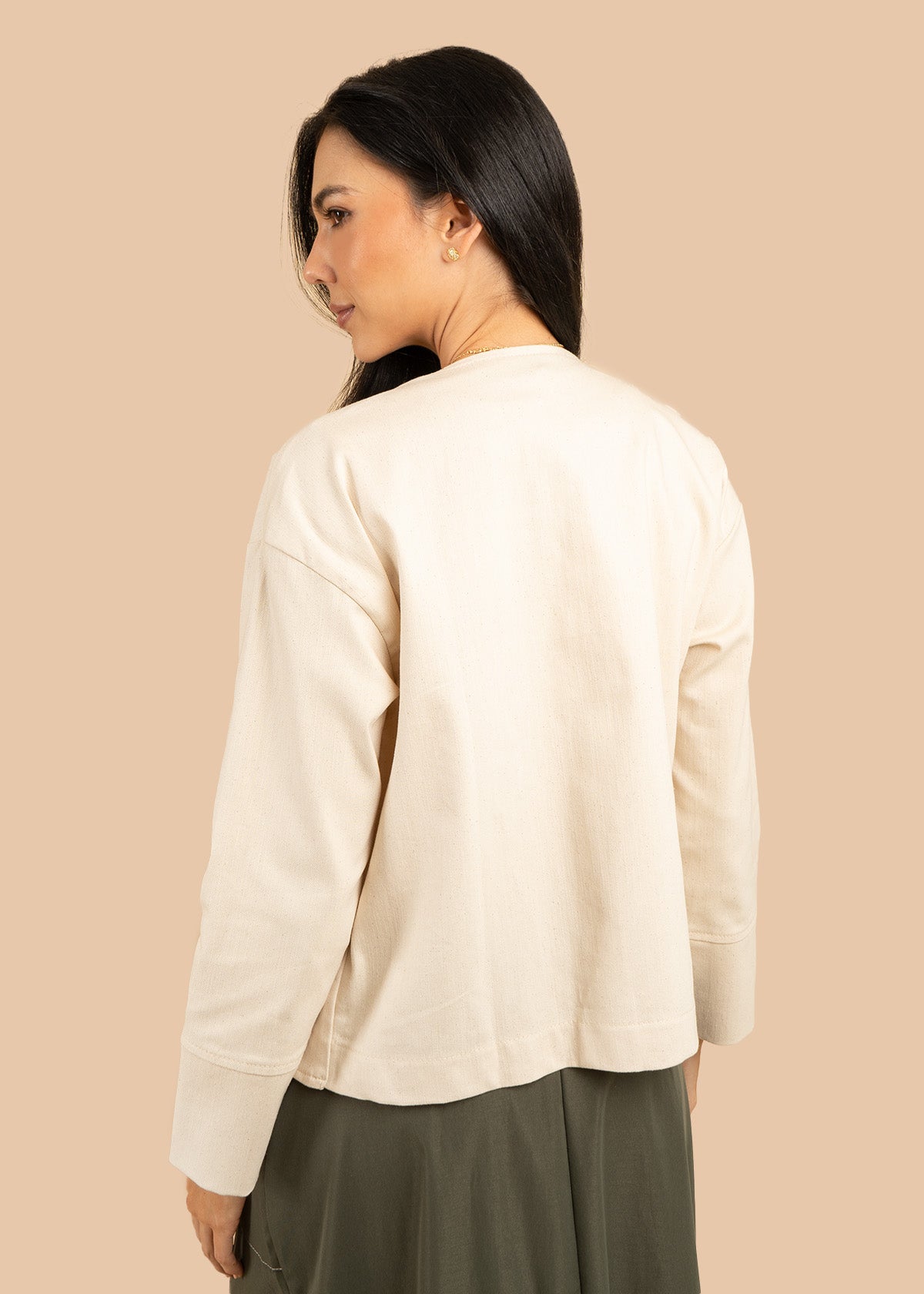 Chaqueta color beige con estampado floral 106580