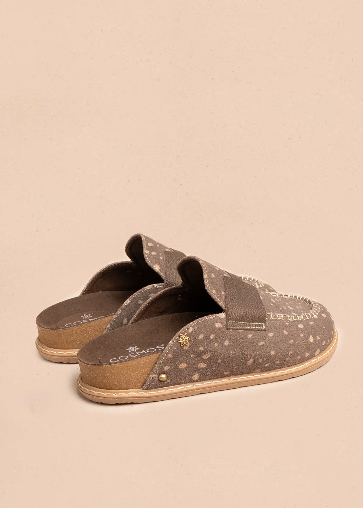 Zuecos bambi en cuero color miel 106631