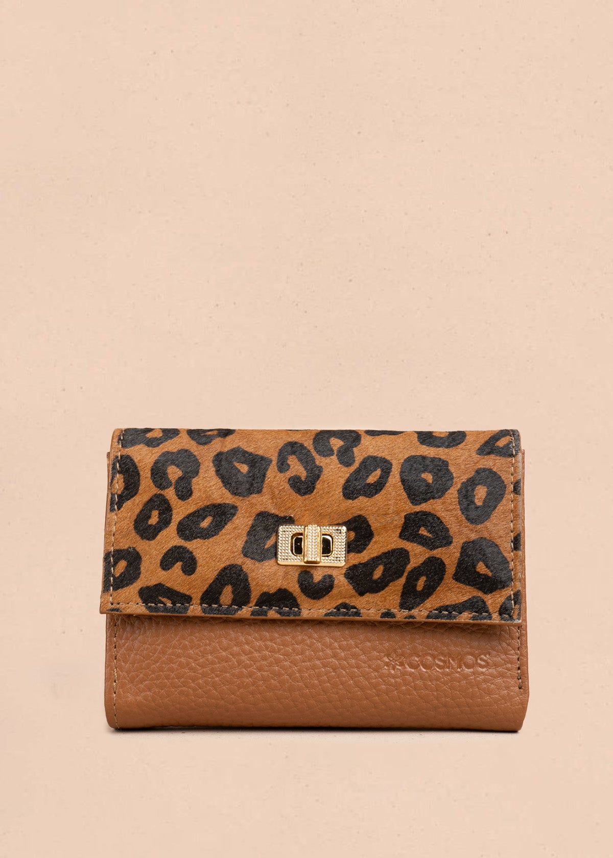 Billetera pequeña de cuero color miel con solapa animal print 106637