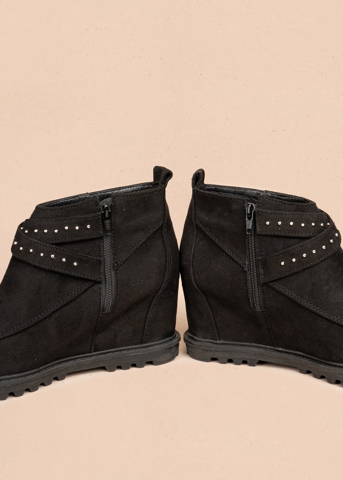 Botines color negro 106665