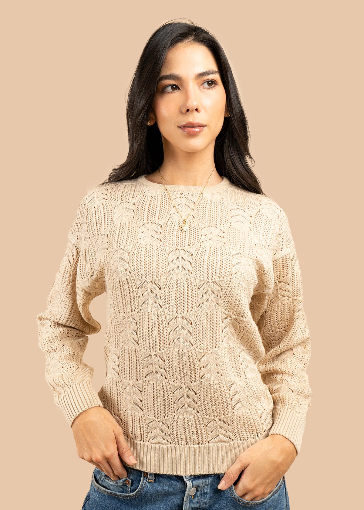 Buzo color beige tejido calado hojas 106756