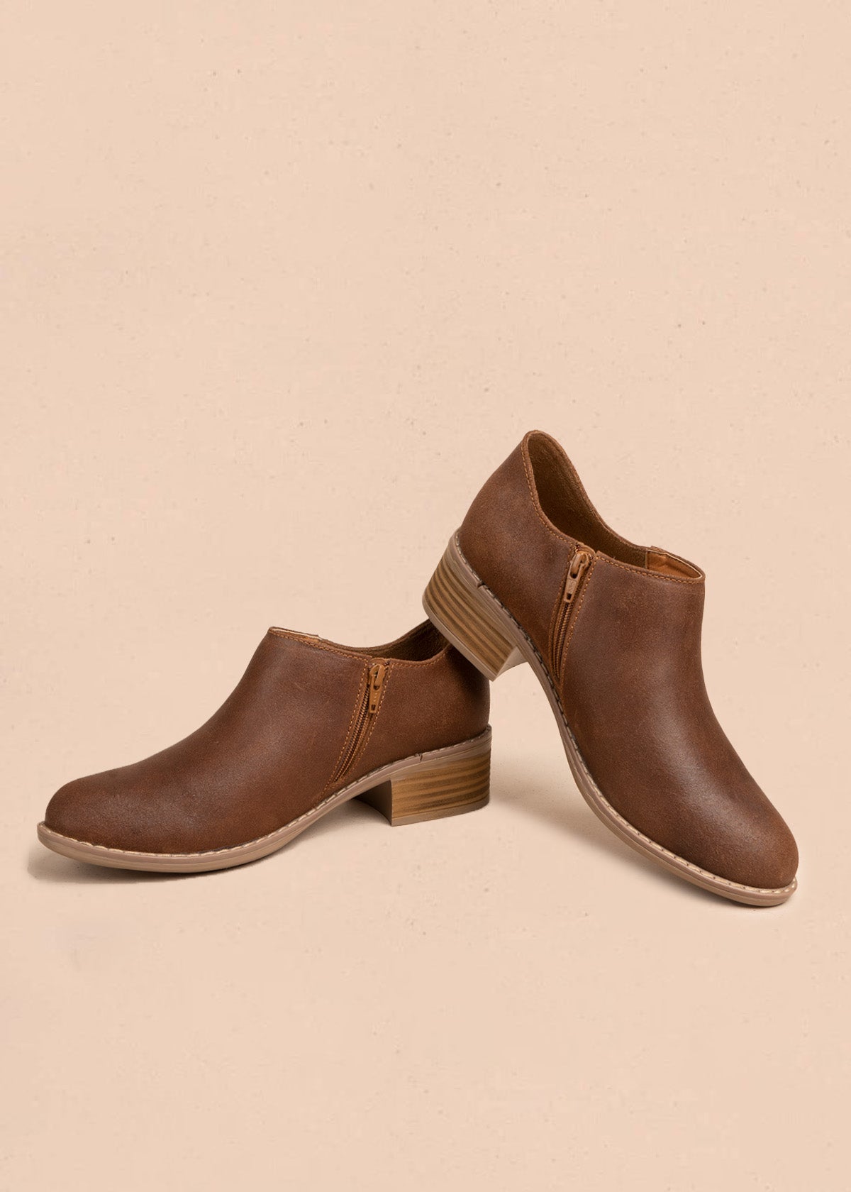 Botines de cuero color miel con cierre lateral 106767