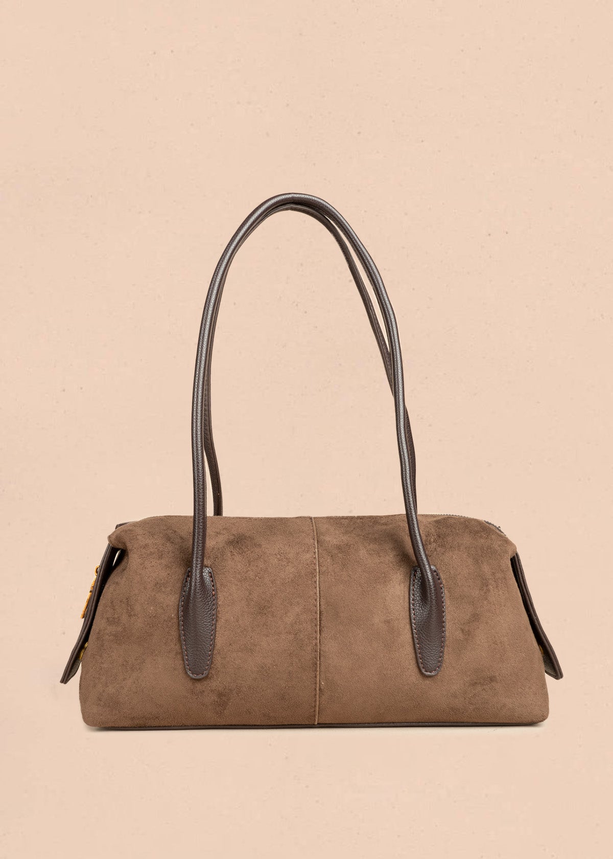 Bolso tipo cartera color chocolate silueta tubular 106792