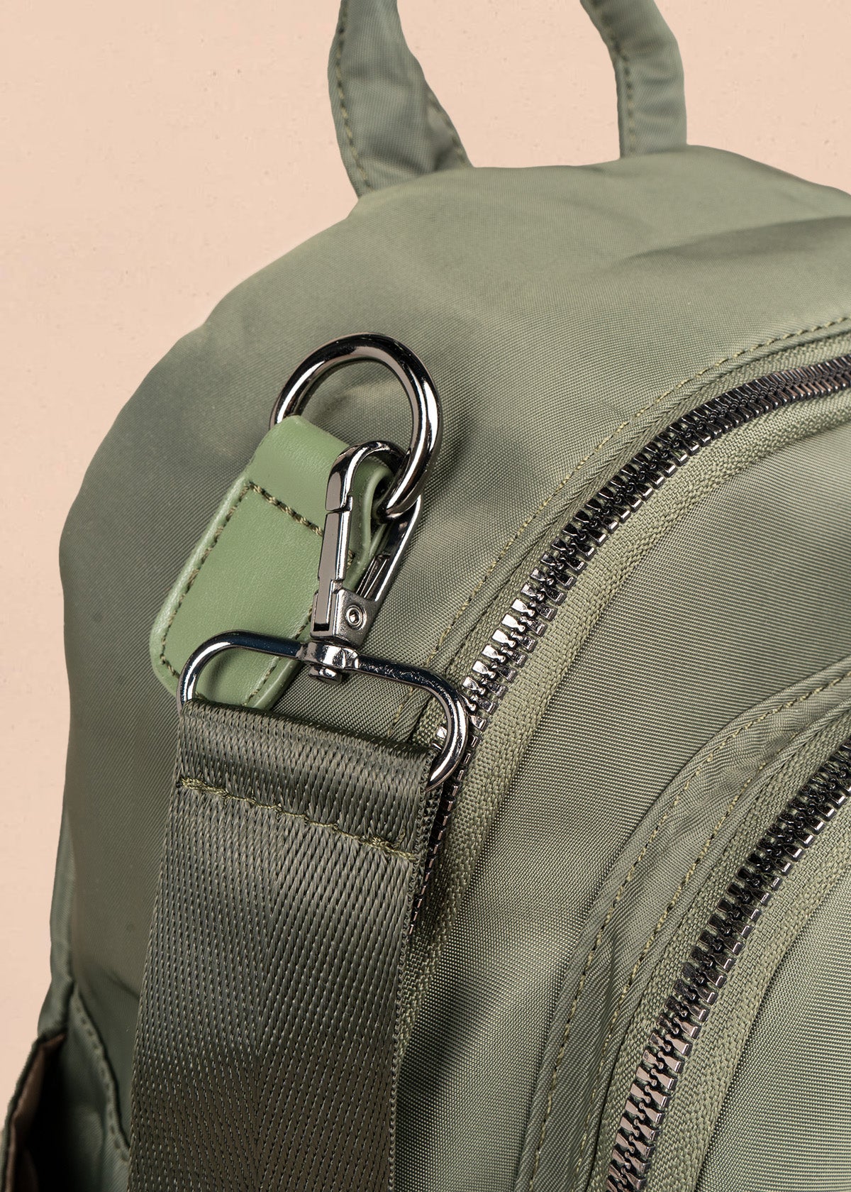 Morral en textil color verde 106793