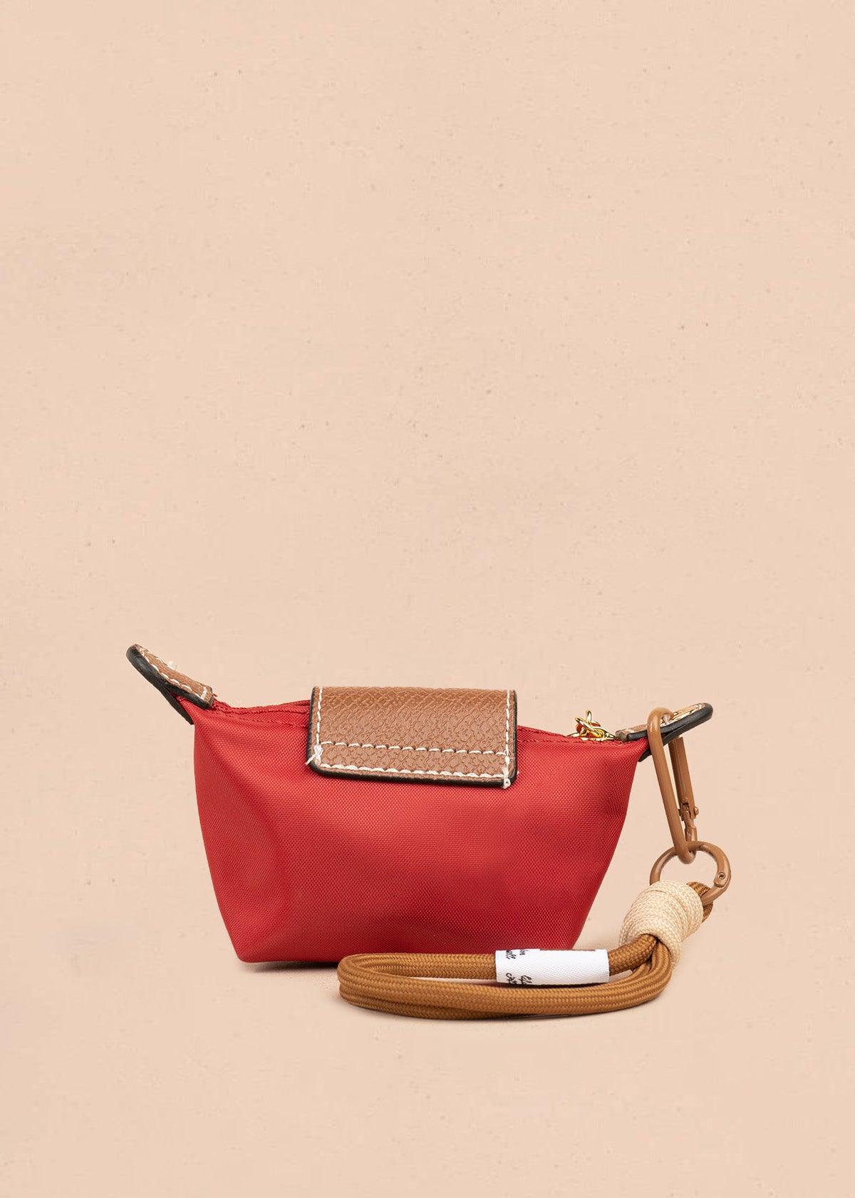Monedero color rojo con solapa decorativa 106805
