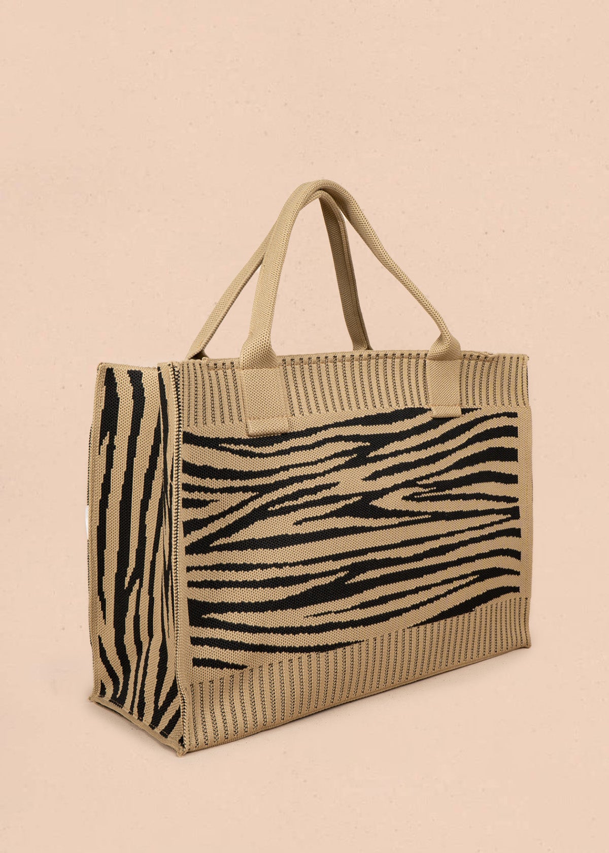 Bolso tote tejido color Beige con estampado tigre 106916