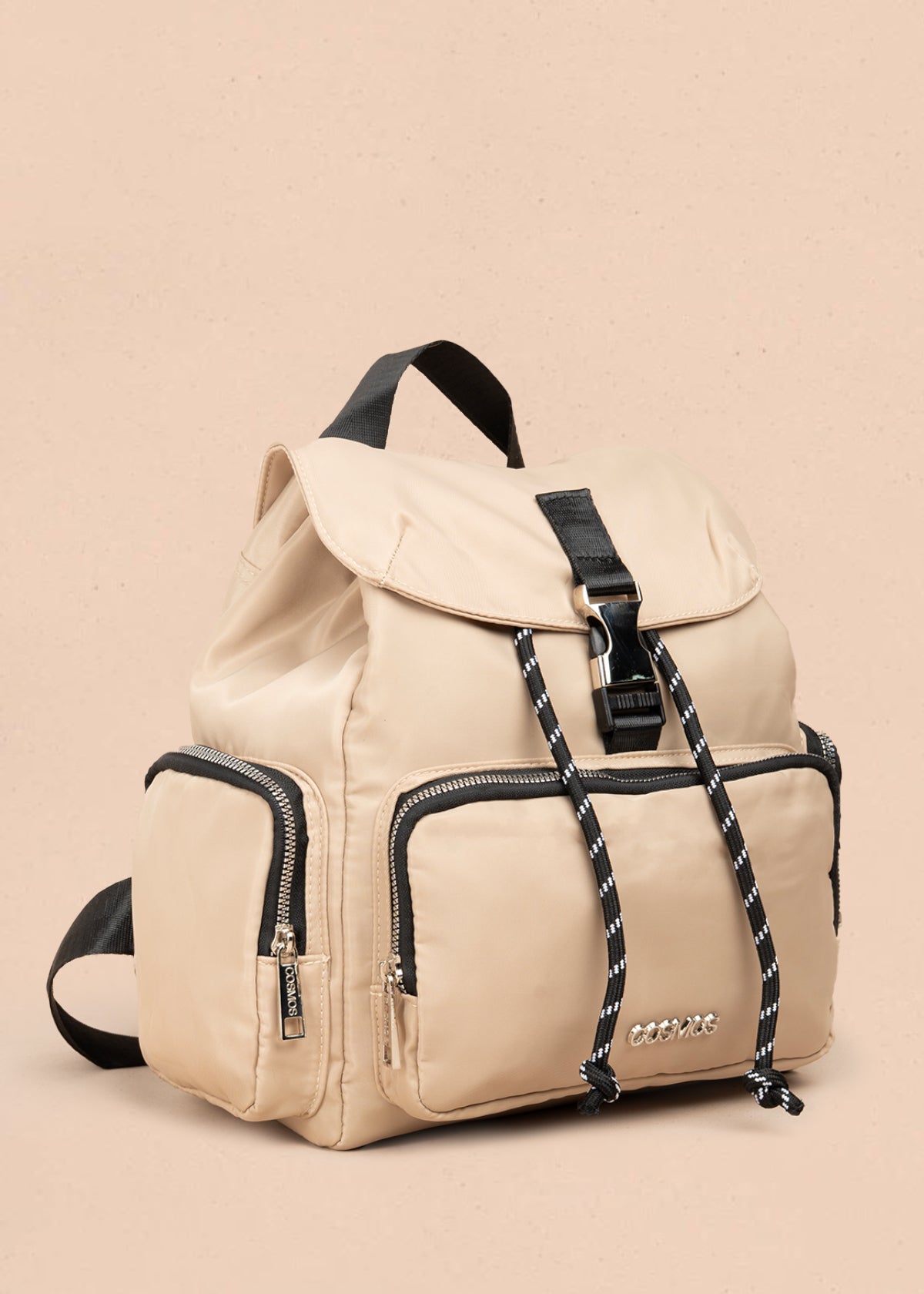 Morral color beige con bolsillo frontal y laterales 106977