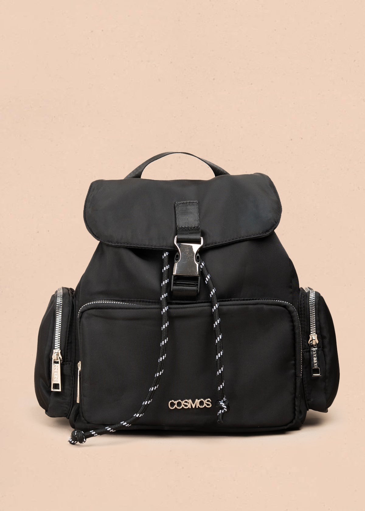 Morral color negro con bolsillo frontal y laterales 106977