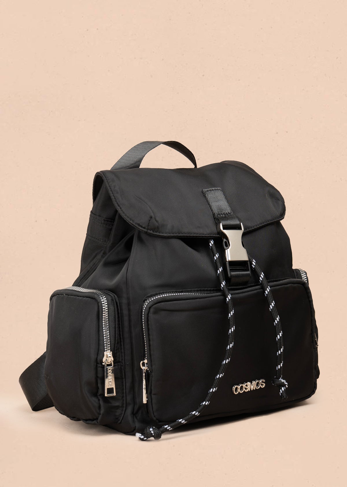 Morral color negro con bolsillo frontal y laterales 106977