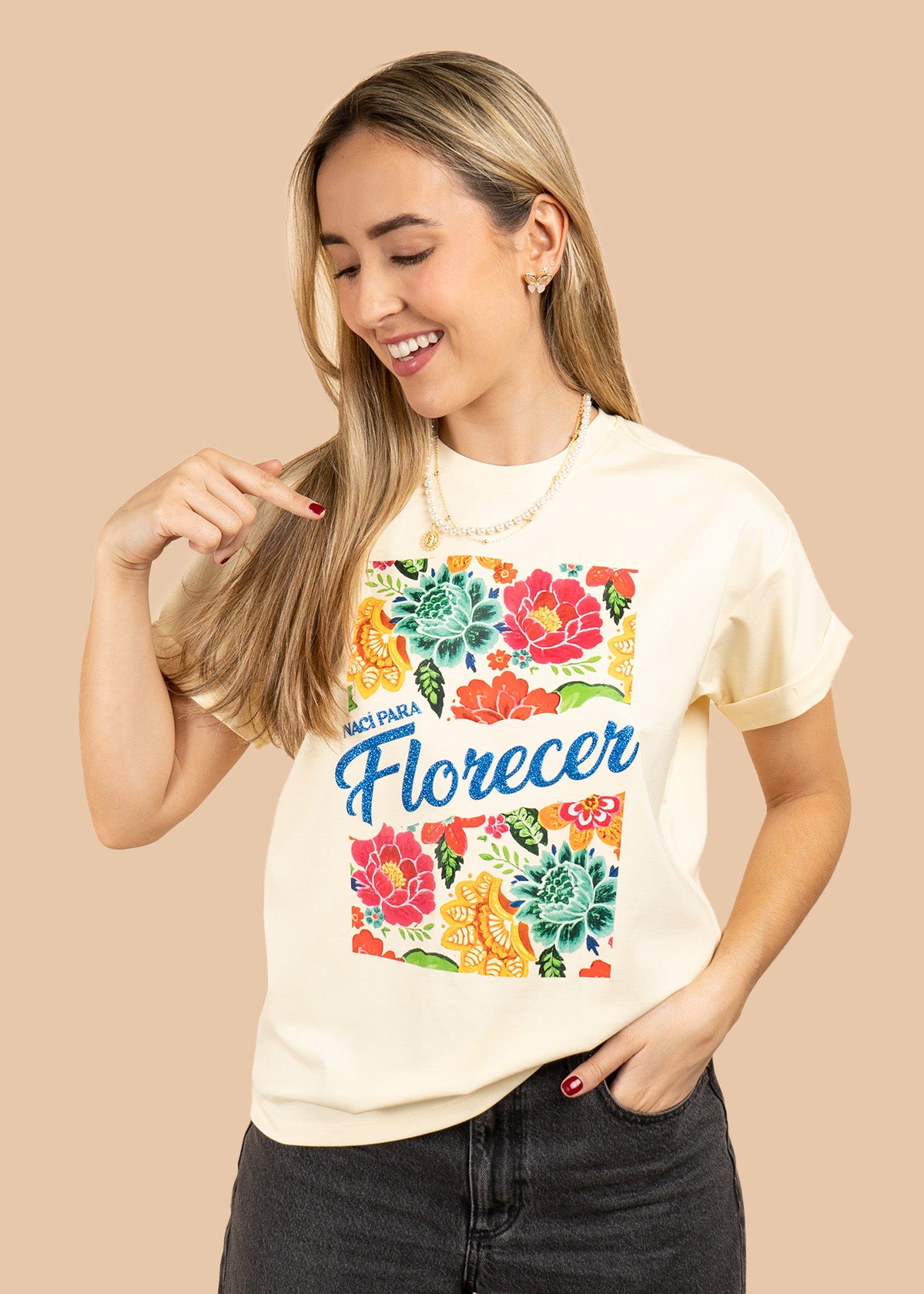 Camiseta algodón con estampado floral nací para florecer color amarillo 107057