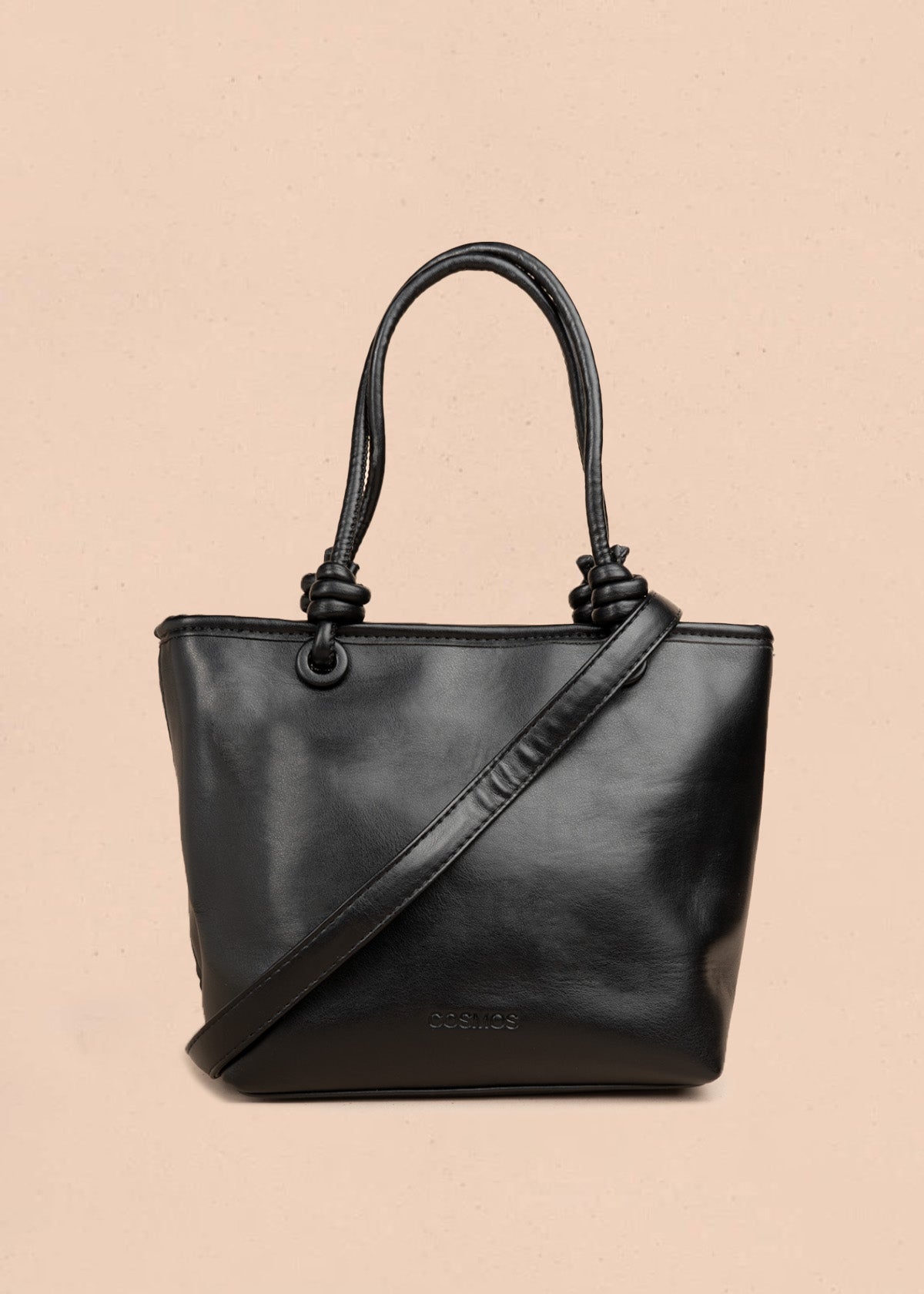 Cartera color negro tipo tote con textura trenzada y correa larga 107169