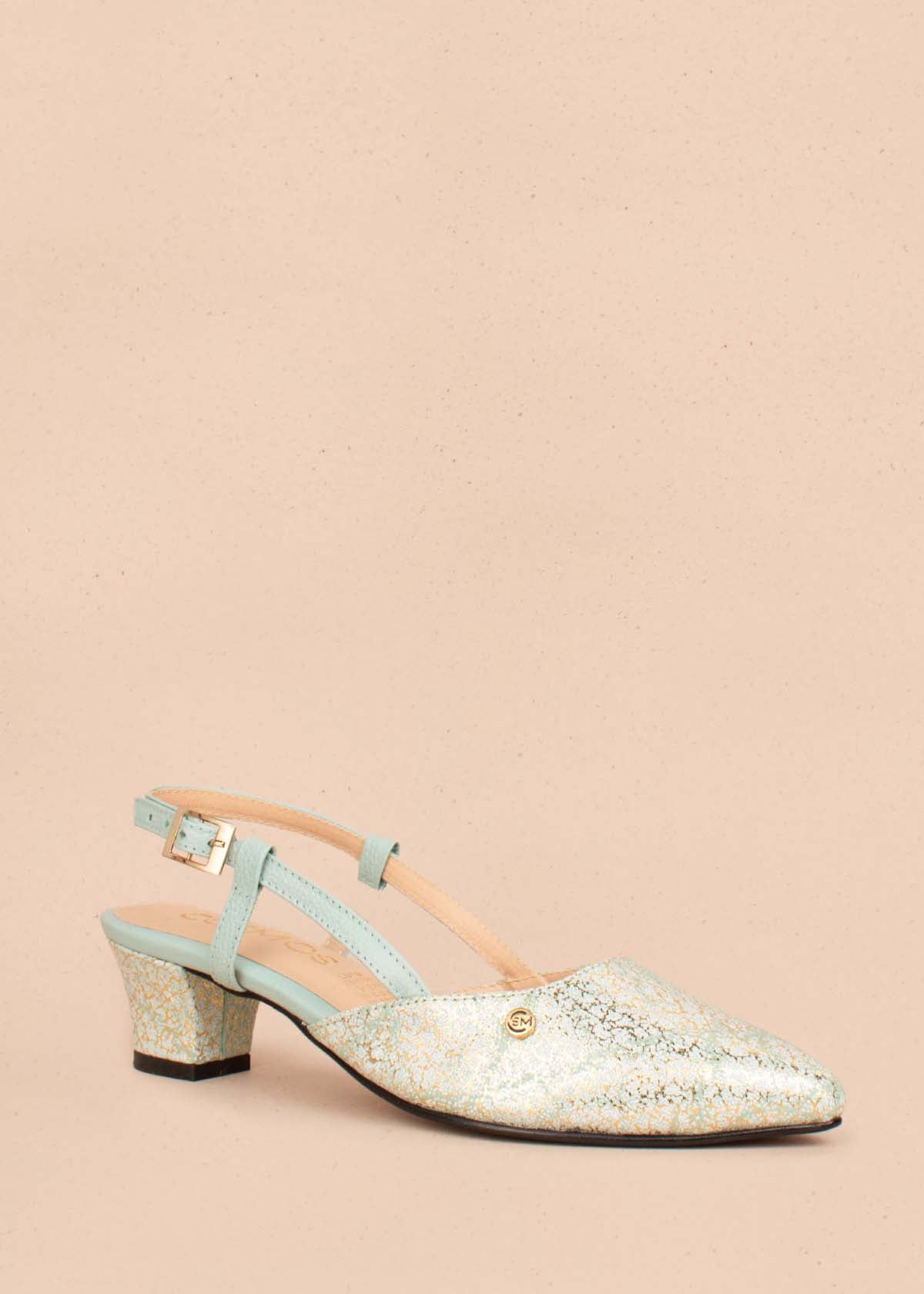Tacones trabilla en cuero color verde menta con folia 104326