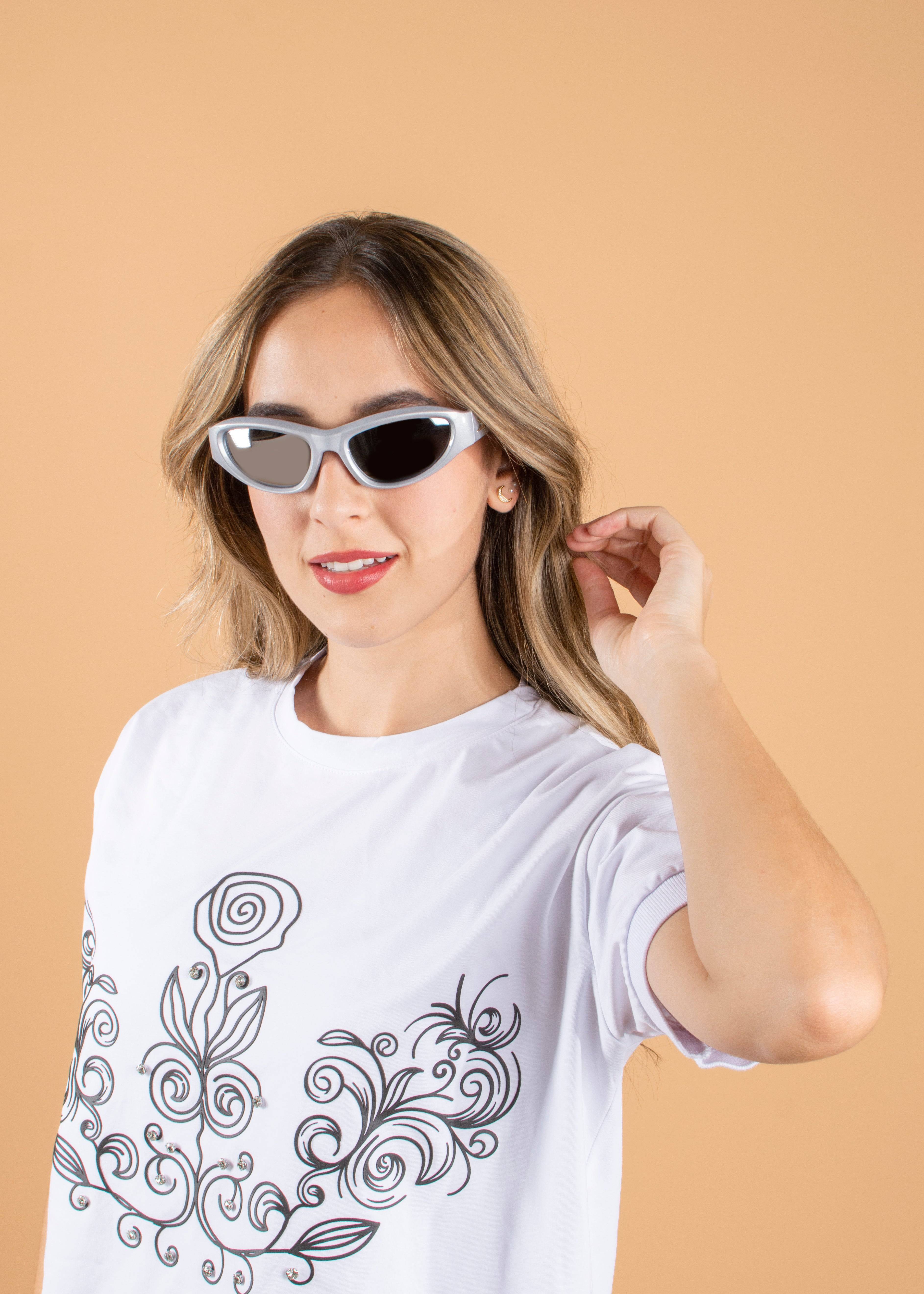Gafas de sol color plata con marco ojos de gato 104526
