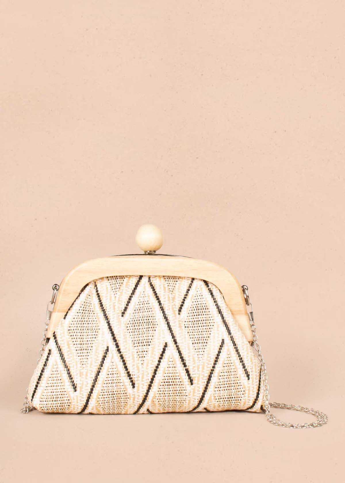 Bolso tipo bandolera color beige con fibra textil tejida y borde en madera 104670