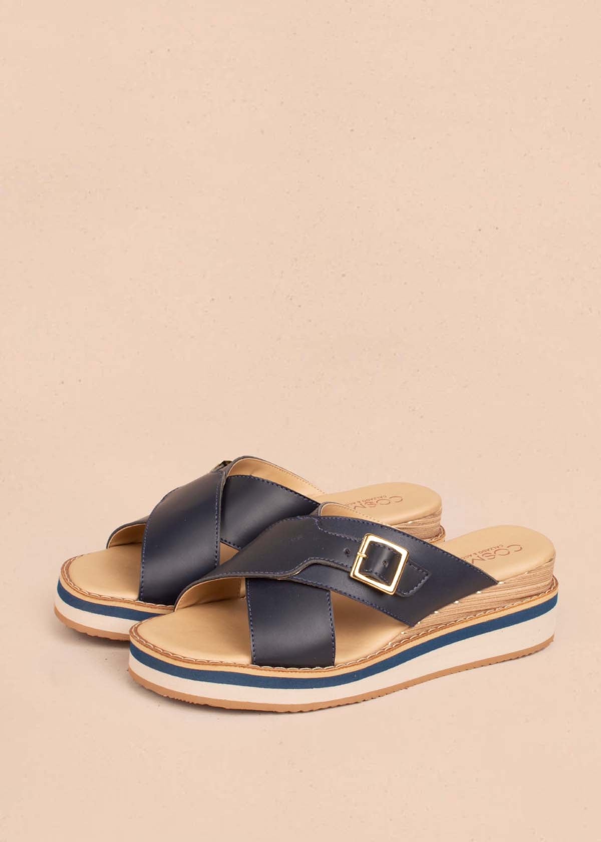 Sandalias color azul con hebilla 104839
