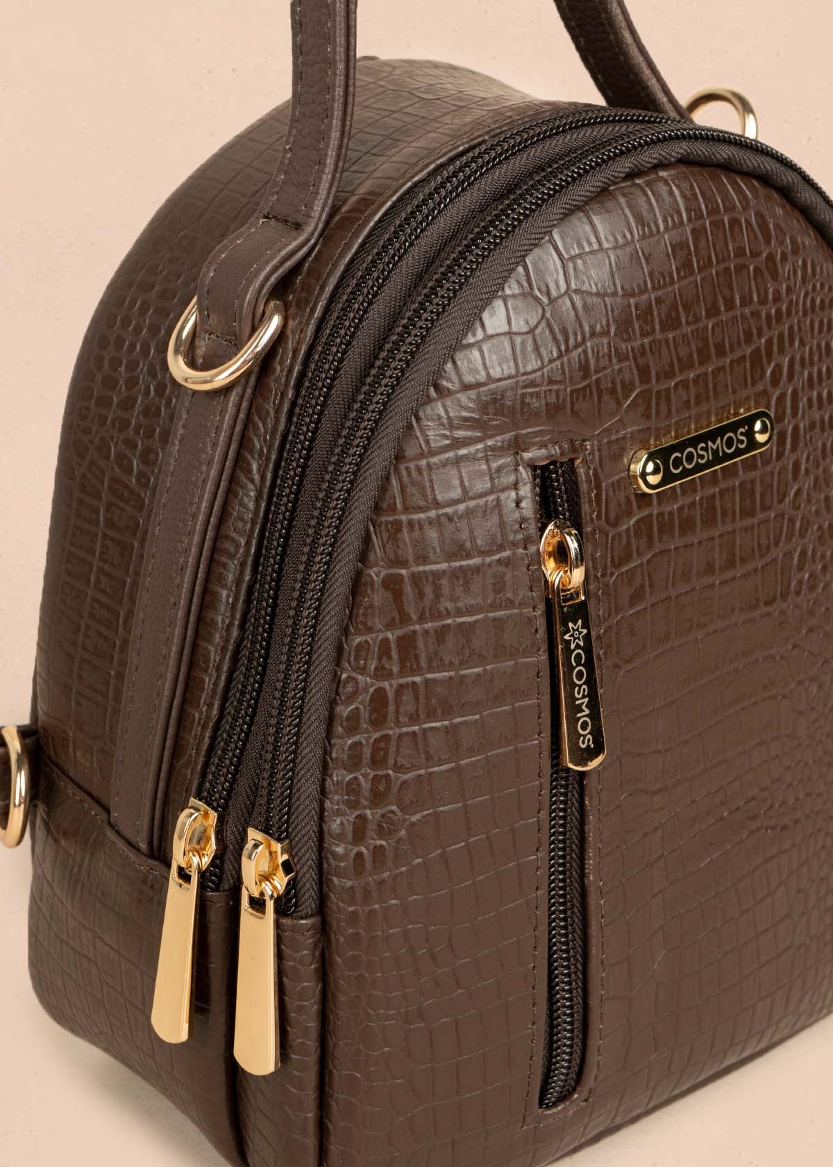Morral en cuero color café con cierre frontal 105310