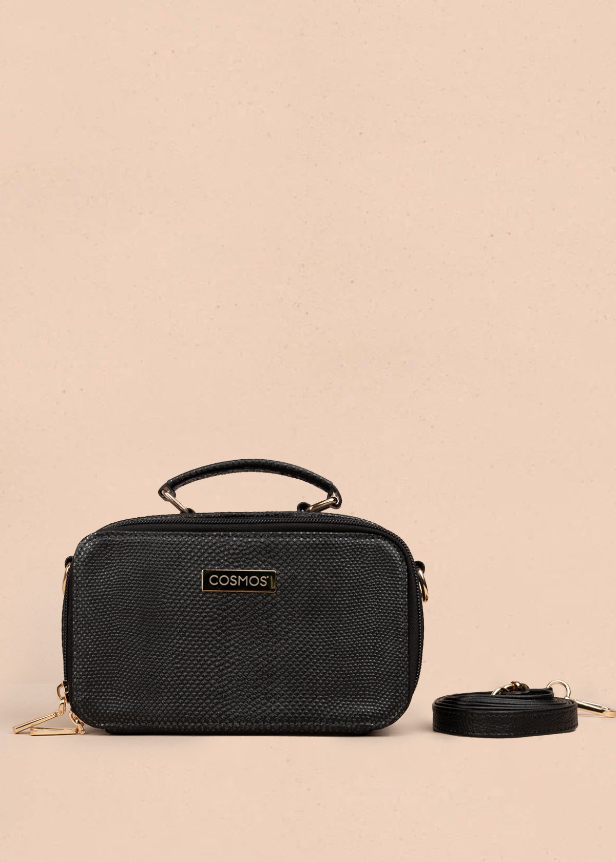 Bolso tipo bandolera color negro con asa superior y acabado elegante 105314