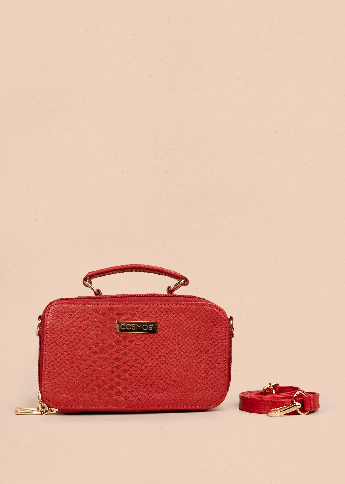 Bolso tipo bandolera color rojo con asa superior y acabado elegante 105314