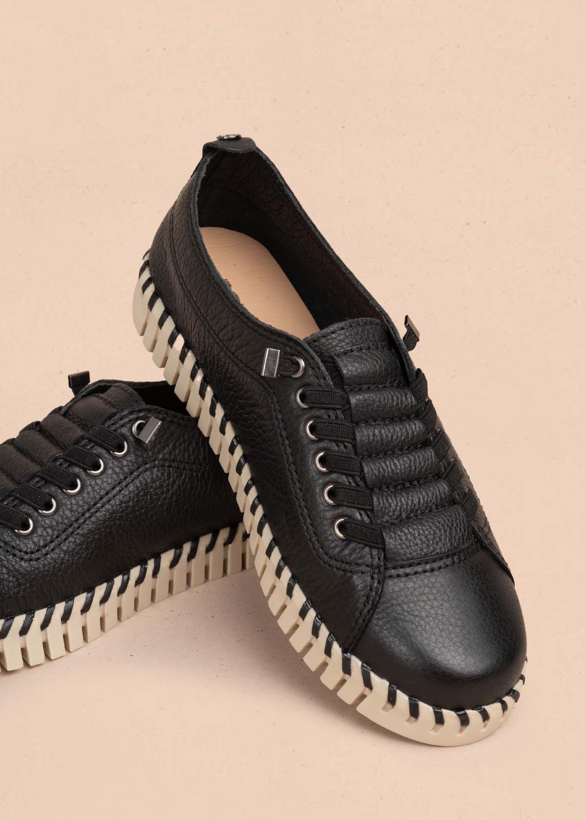Tenis casuales en cuero color negro 105334