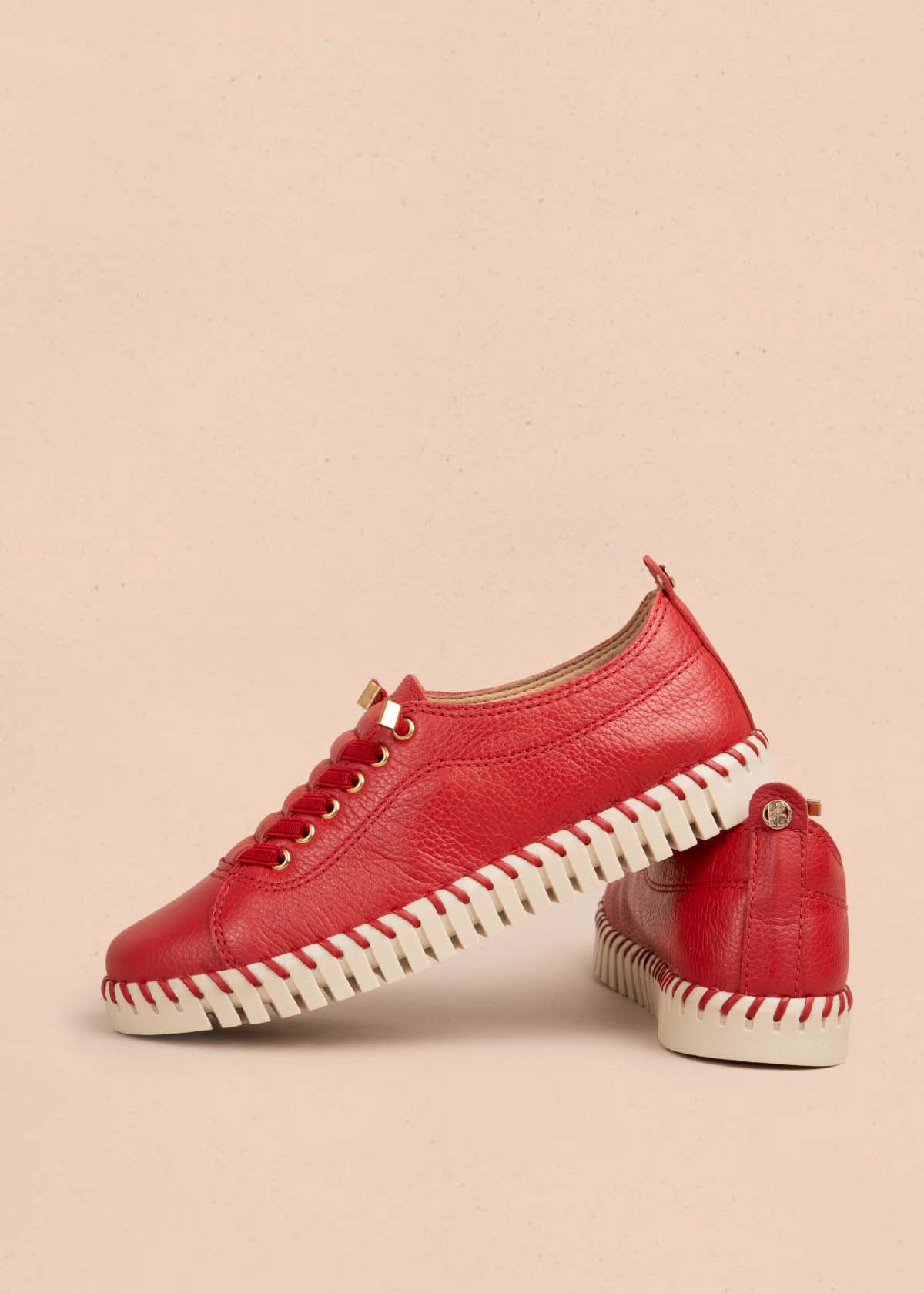Tenis casuales en cuero color rojo 105334