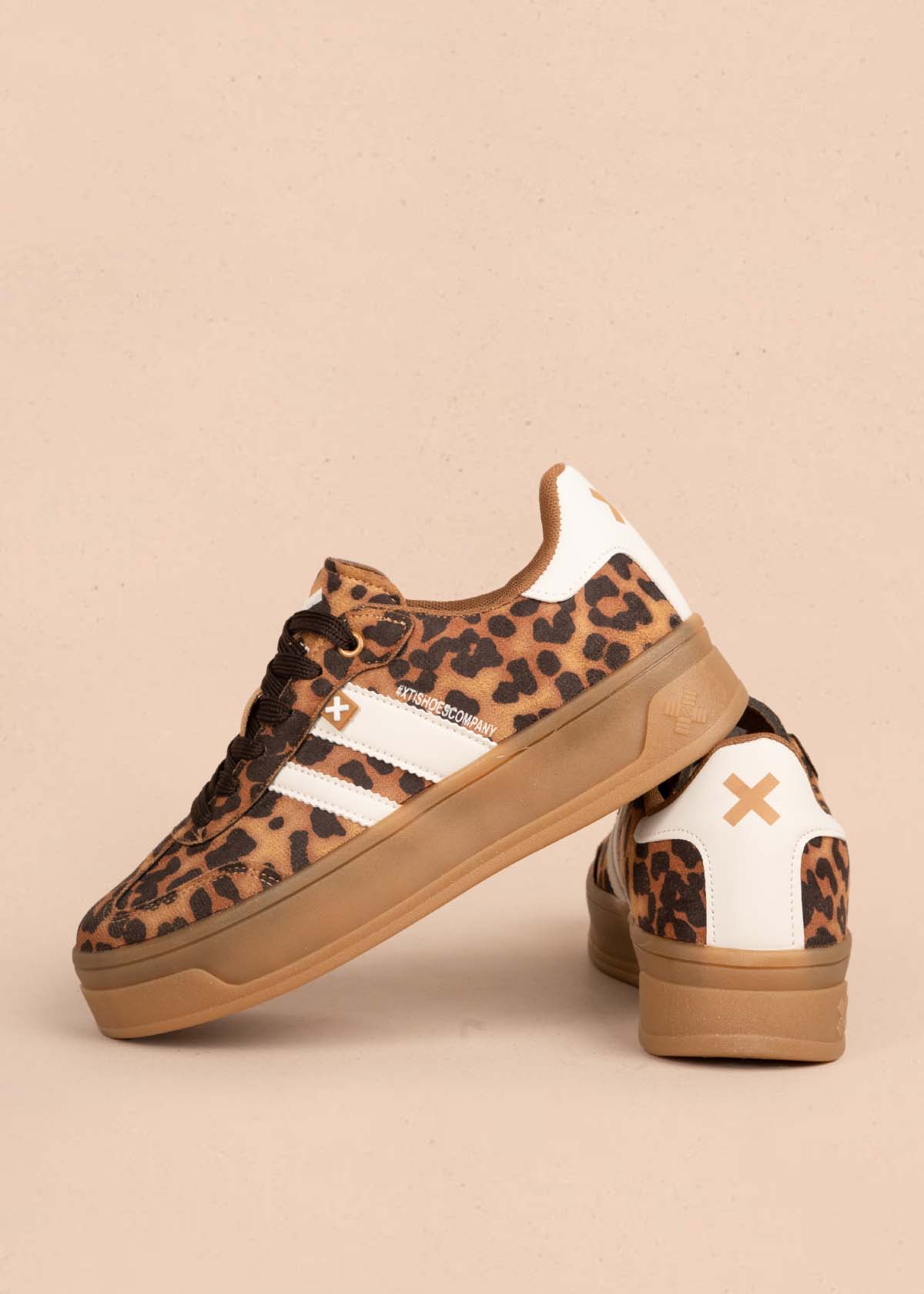 Tenis casuales color animal print 105359